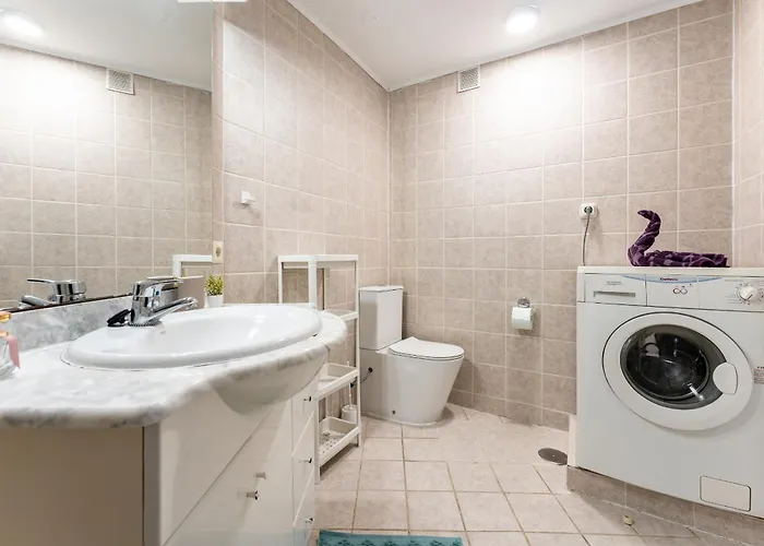 Perfect Location! Walk A Few Minutes To Restaurants, Lovely Beach, Town, Train And Bus Lejlighed Torremolinos