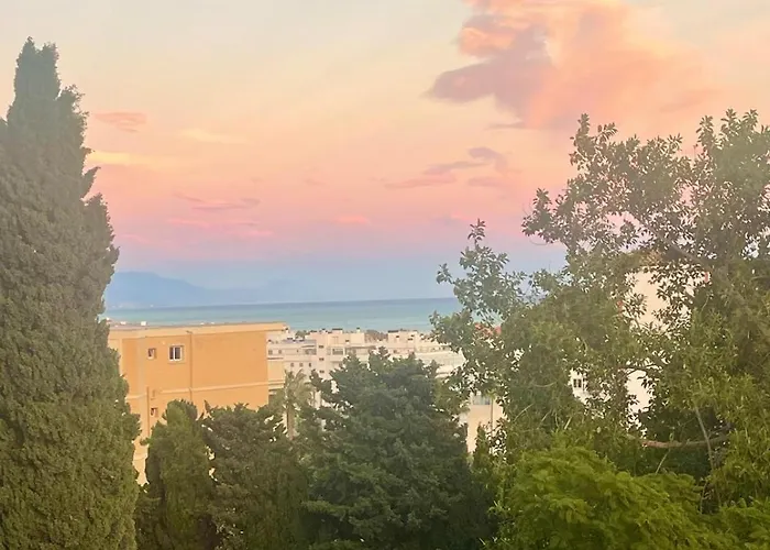 Perfect Location! Walk A Few Minutes To Restaurants, Lovely Beach, Town, Train And Bus Lejlighed Torremolinos