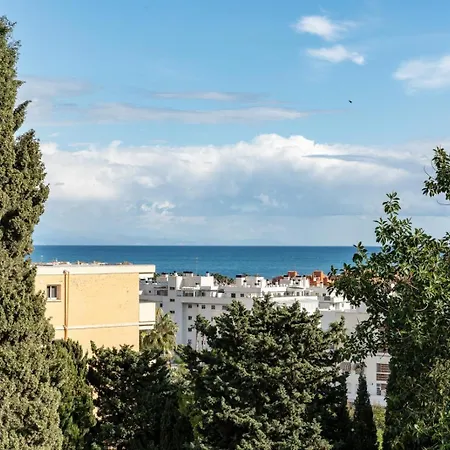 Perfect Location! Walk A Few Minutes To Restaurants, Lovely Beach, Town, Train And Bus Apartament Torremolinos