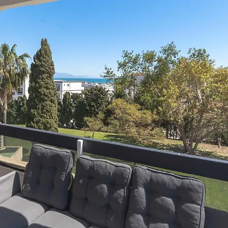 Perfect Location! Walk A Few Minutes To Restaurants, Lovely Beach, Town, Train And Bus Apartament Torremolinos